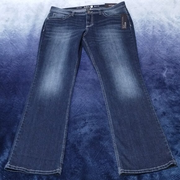 APT. 9 Bootcut Embellished Jeans Size 14 NWT-Retail $54.00. - Picture 1 of 6
